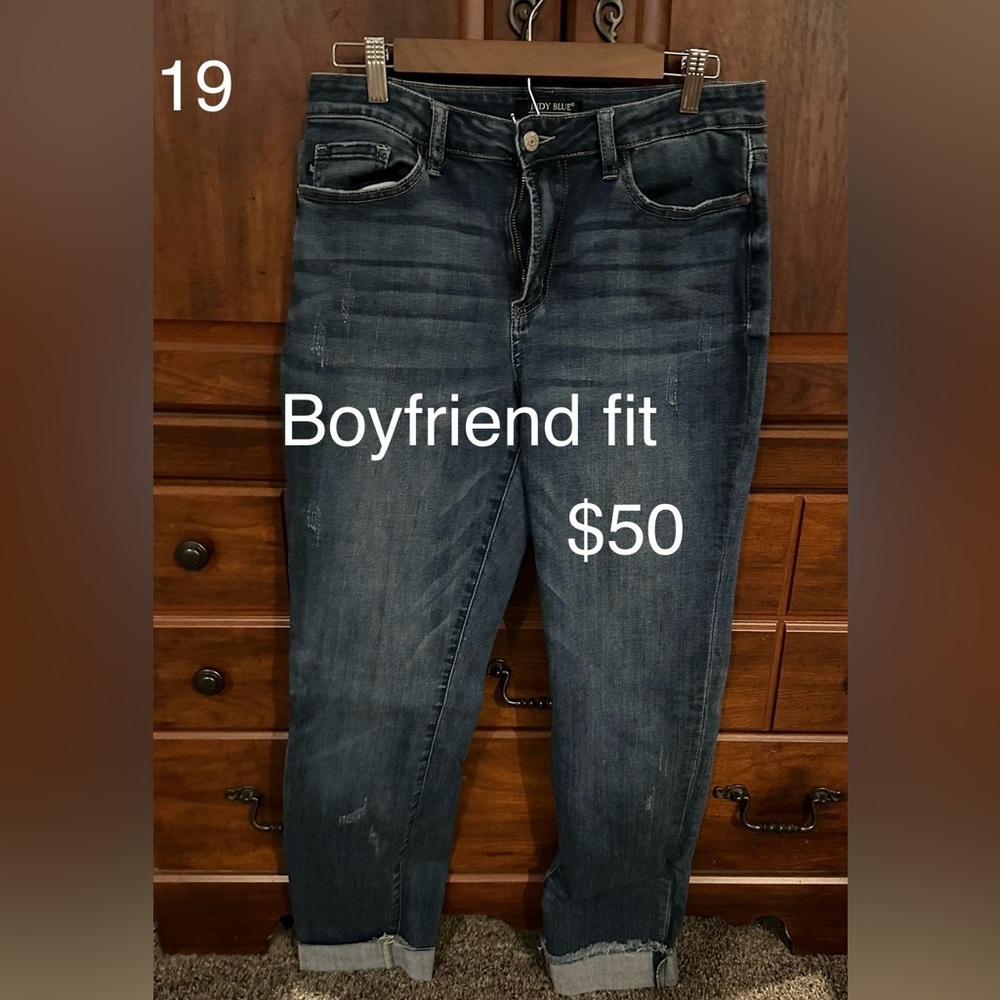 Judy Blue boyfriend fit, worn only a couple times, size 11
